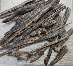 Natural Indian Oud - 125 Gram   عود هندي 125 غرام