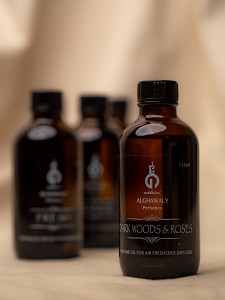 Dark Wood &amp; Roses Airfreshener Diffuser Oil -115ml  العود الاسود والورد
