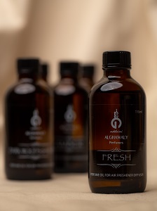 Dark Wood &amp; Roses Airfreshener Diffuser Oil -115ml  العود الاسود والورد
