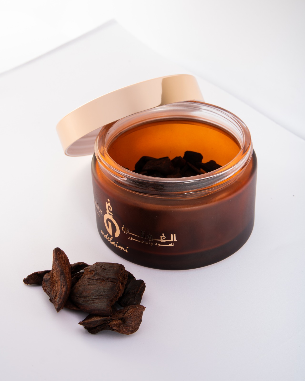 Oud Amber -36 Gram عود طبيعي بالعنبر