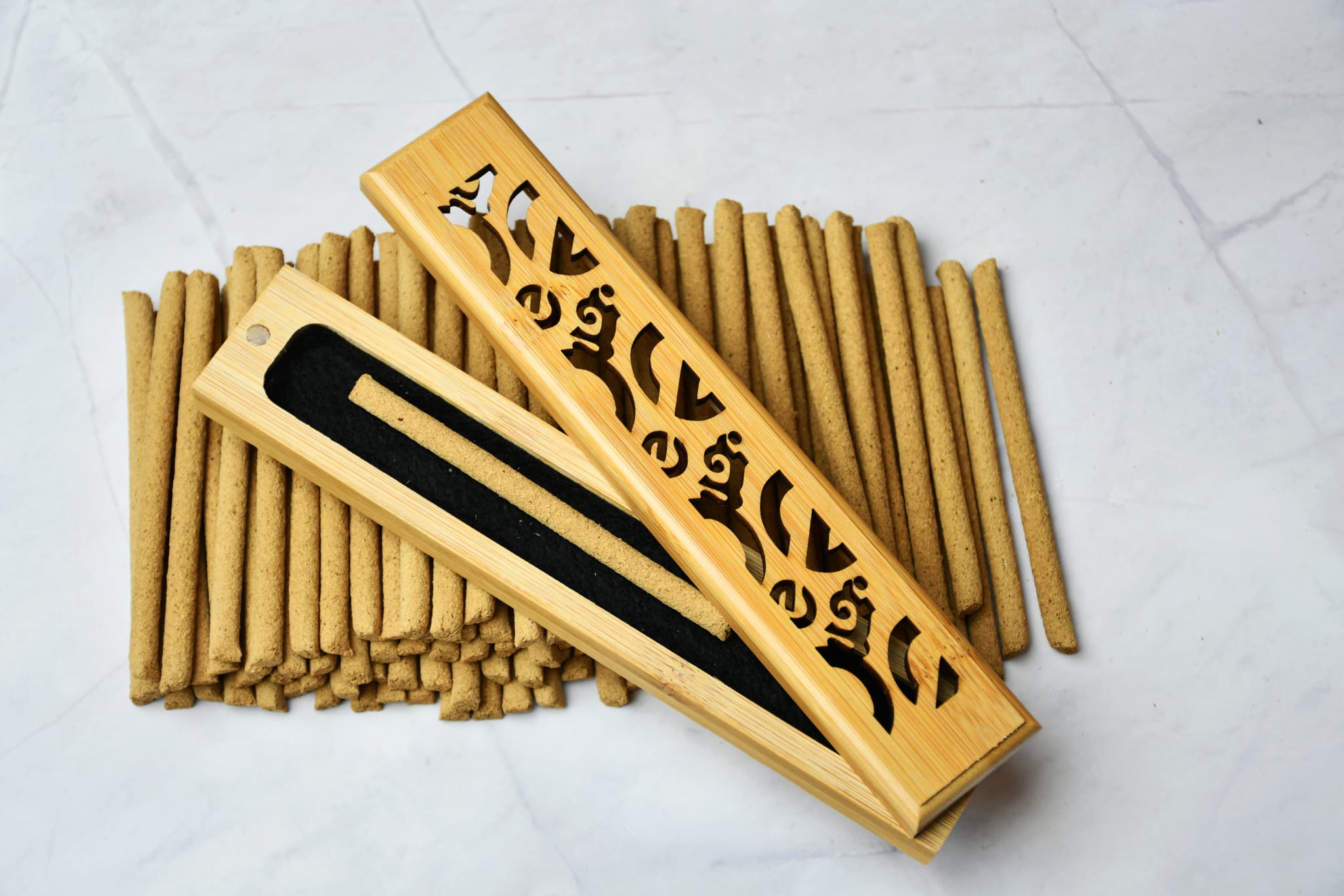 Wooden Incense Burner قاعده خشبيه للتبخير