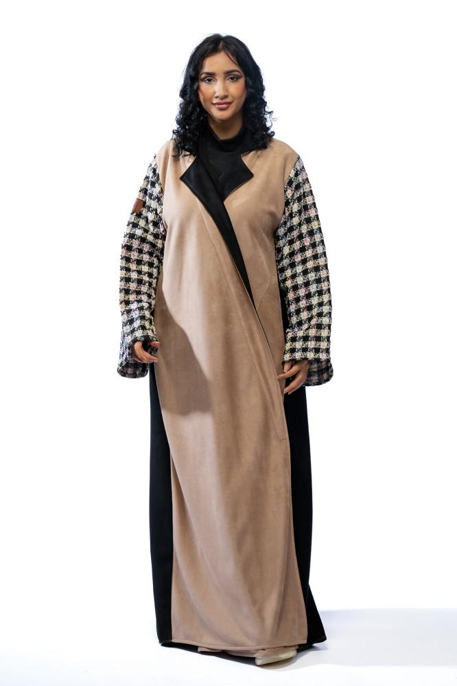 عبايه شمواه مع تدخيله بيج وكم شنيل